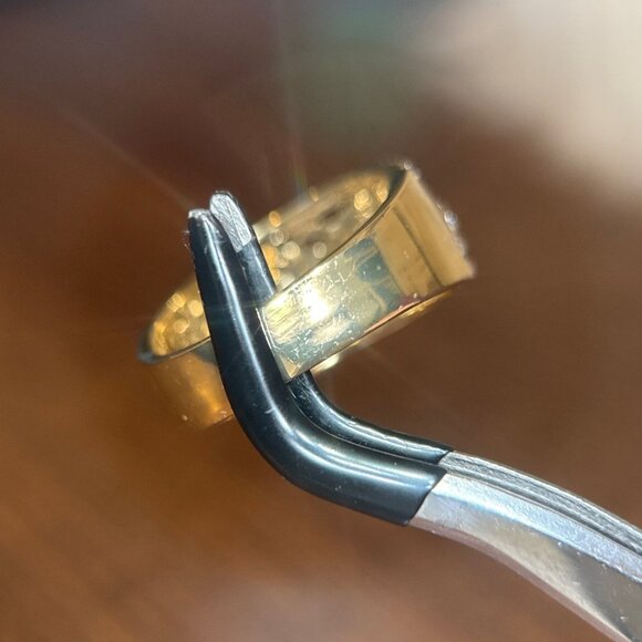 Gold Crystals Band Ring - Picture 5 of 7